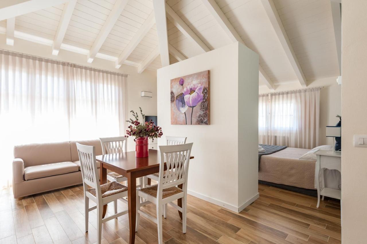 Le Residenze Apartment Chianni Luaran gambar